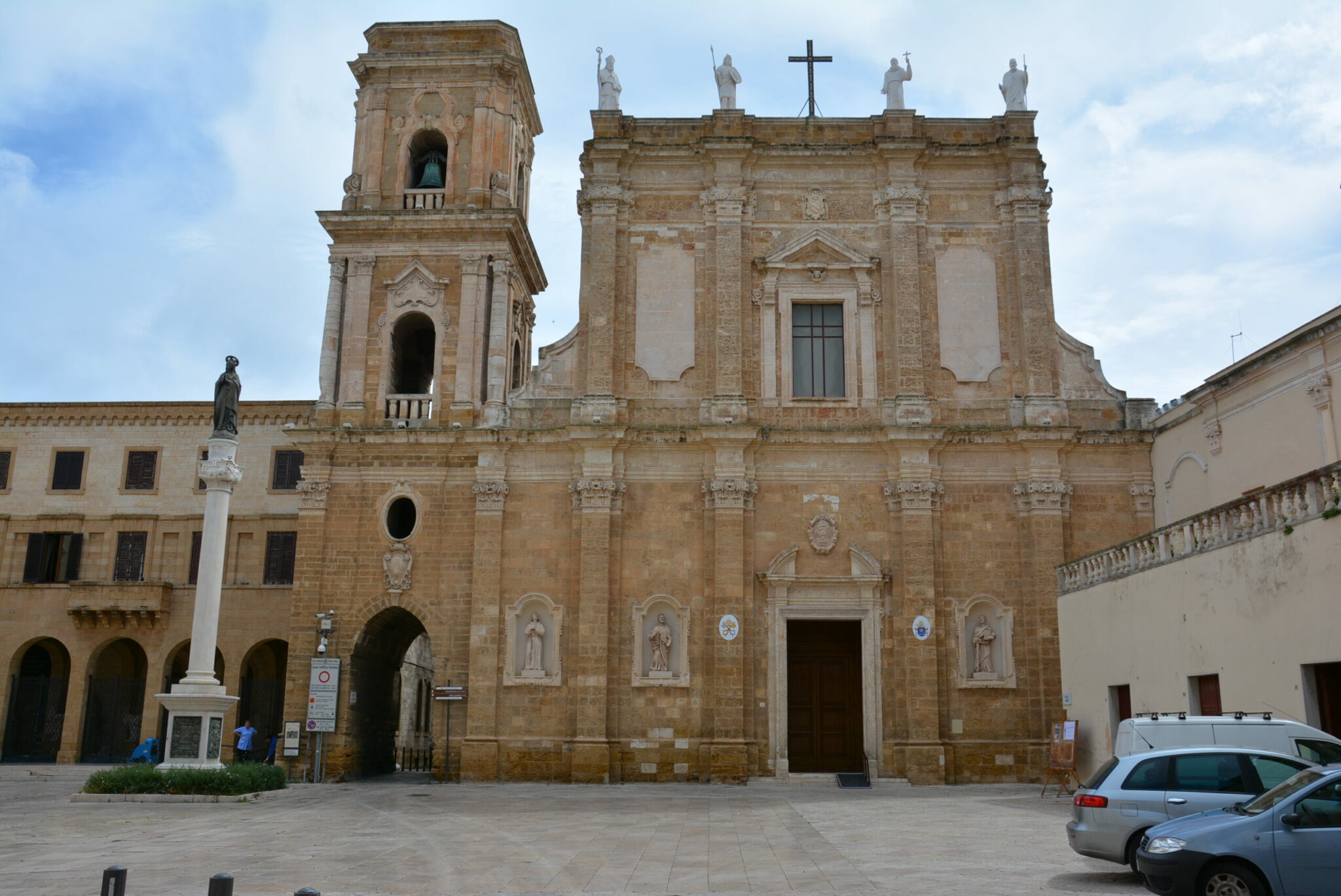 Cathédrale Brindisi - LaTerradiPuglia.fr