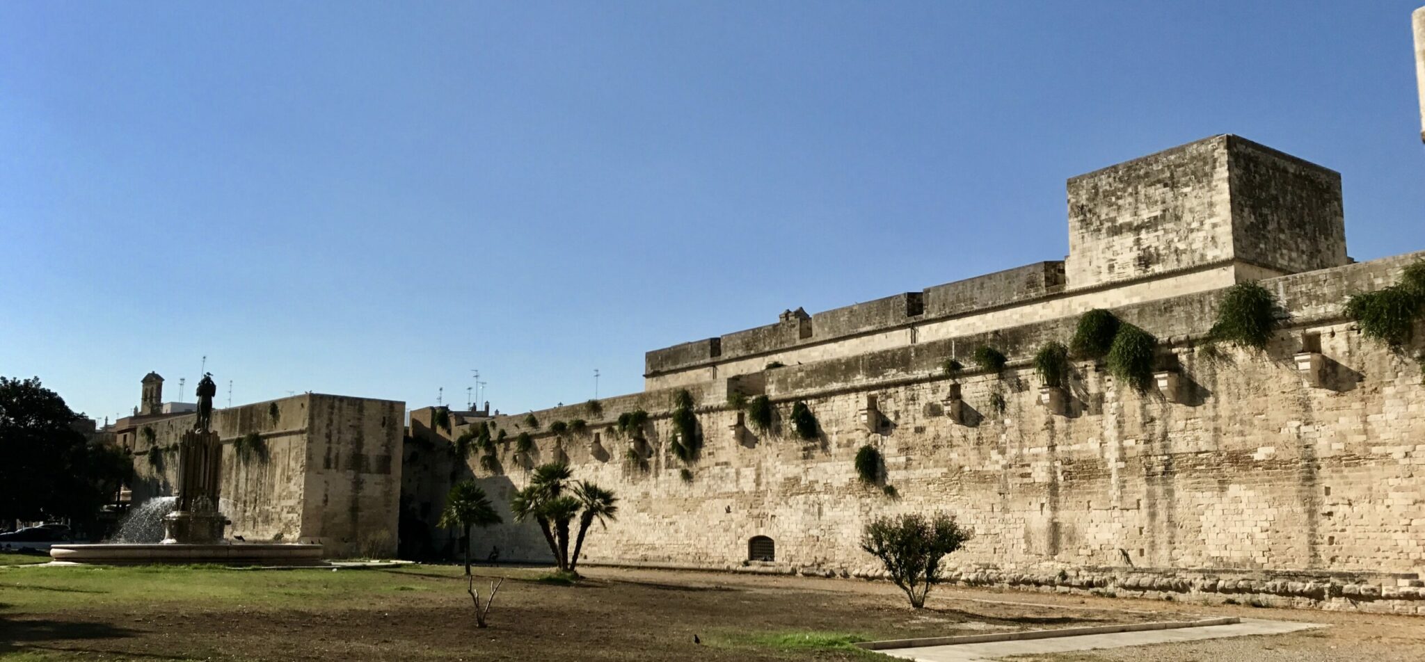 chateau Lecce