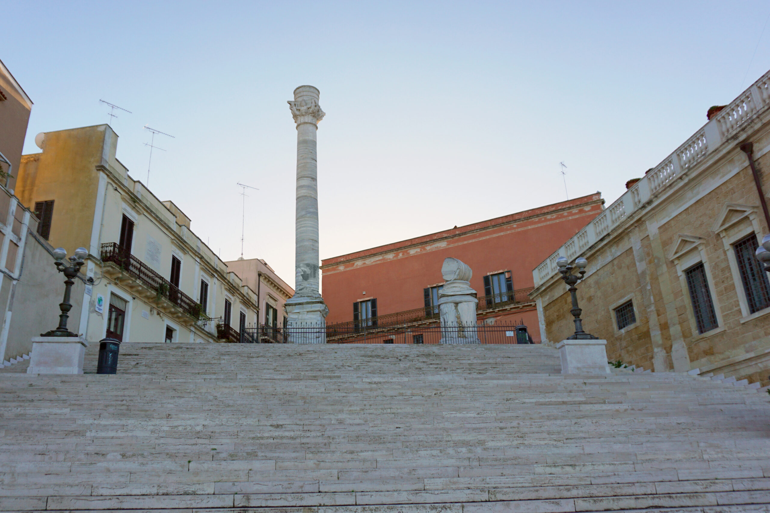 colonnes romaines Brindisi - LaTerradiPuglia.fr